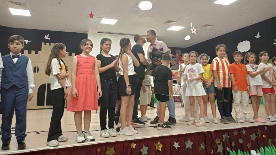 Türk Telekom İlkokulu Drama Ekibimizin Yıl Sonu Gösterisi